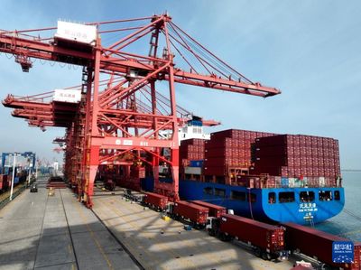 由負轉(zhuǎn)正!4月單月我國貨物貿(mào)易進出口同比增長8%