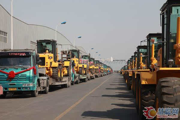 2015工程機械產(chǎn)品進出口貿(mào)易評析:雖小有波瀾 但整體平穩(wěn)